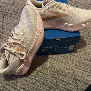 Ghost max 8.5 Tuscany/crystal gray/ white